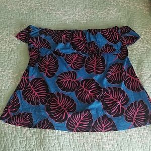 Crown & Ivy sleeveless shirt